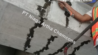 Proyek Injeksi Epoxy PT Niaga Artha Chemcons di Klinik Pasaraya Blok M