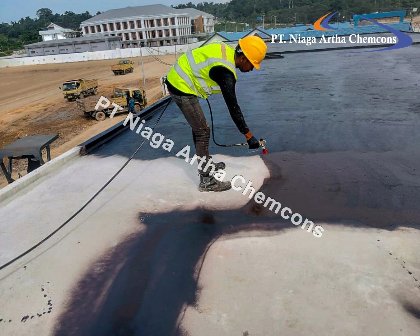 Proyek Waterproofing Coating PT Niaga Artha Chemcons di Kantor Gubernur 