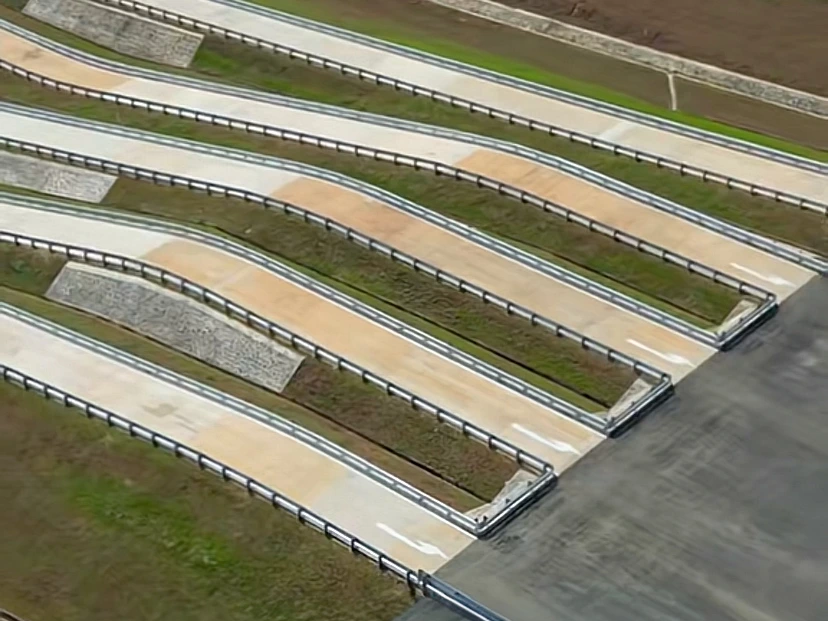 pengujian kendaraan pada lintasan hills di proving ground